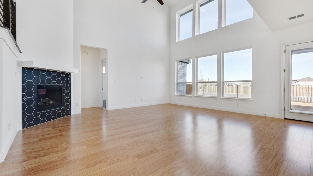 Representative furnished interior of a home built from the Stanford by DRB Homes in Brookewater, Rosenberg (Image 7).