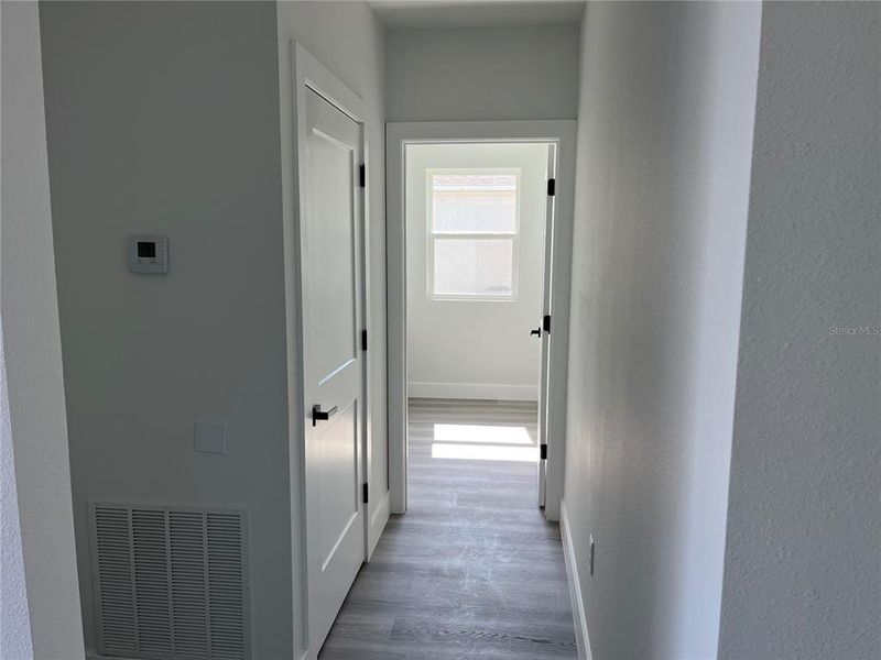 Spacious, unfurnished interior of a new home in , Kissimmee (Image 17).