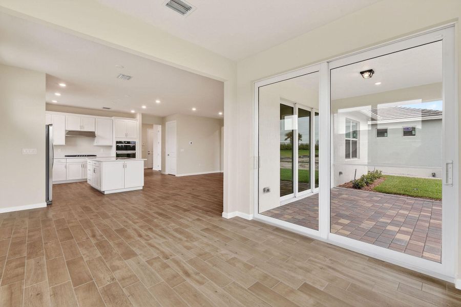 Lot799-13615SWVERMILLIONCIR(28)