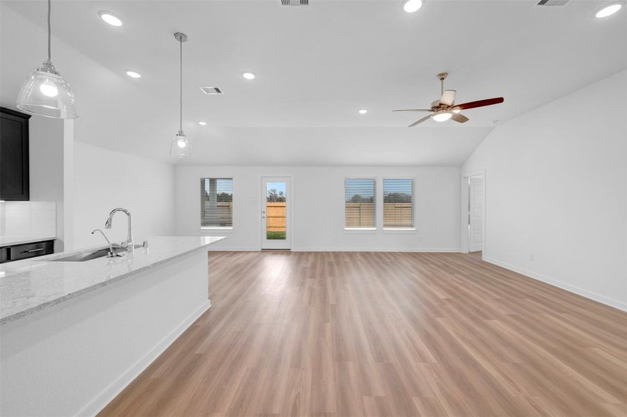 Spacious, unfurnished interior of a new home in Ambrose, La Marque (Image 20). Spacious, unfurnished interior of a new home in Ambrose, La Marque (Image 20).
