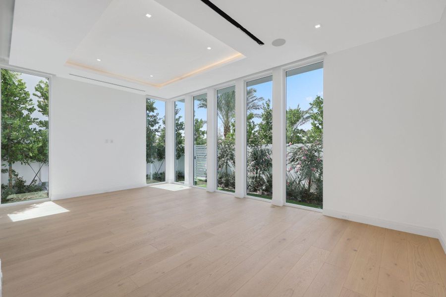 Spacious, unfurnished interior of a new home in , Delray Beach (Image 36). Spacious, unfurnished interior of a new home in , Delray Beach (Image 36).