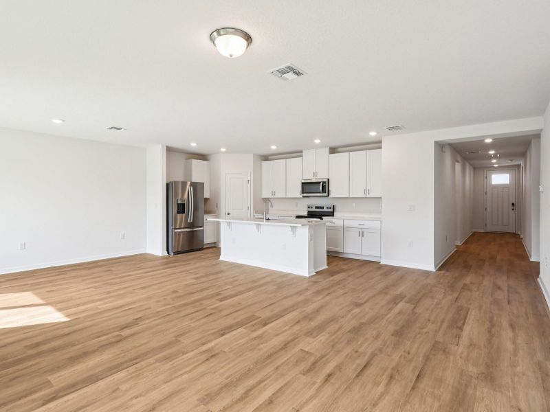Spacious, unfurnished interior of a new home in The Reserve at Van Oaks, Auburndale (Image 8). Spacious, unfurnished interior of a new home in The Reserve at Van Oaks, Auburndale (Image 8).