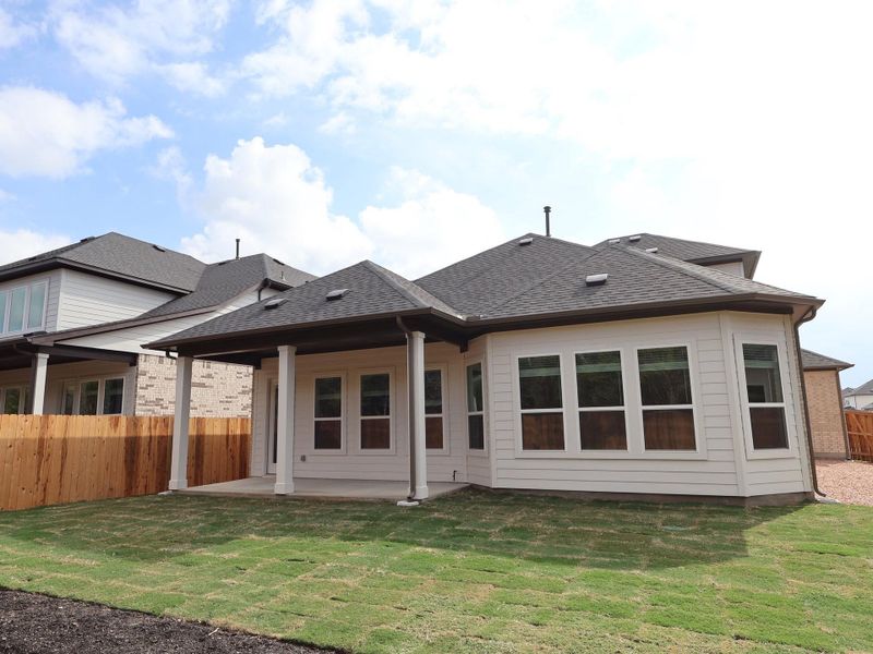 Exterior details and patio area of a home in Barksdale, Leander (Image 17).