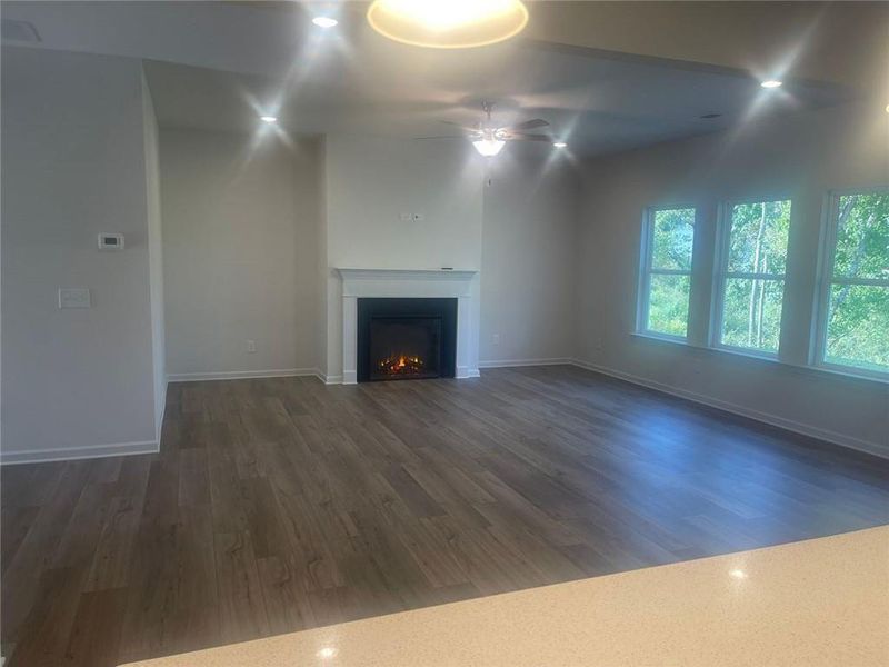 Spacious, unfurnished interior of a new home in Garrett Preserve, Douglasville (Image 23).