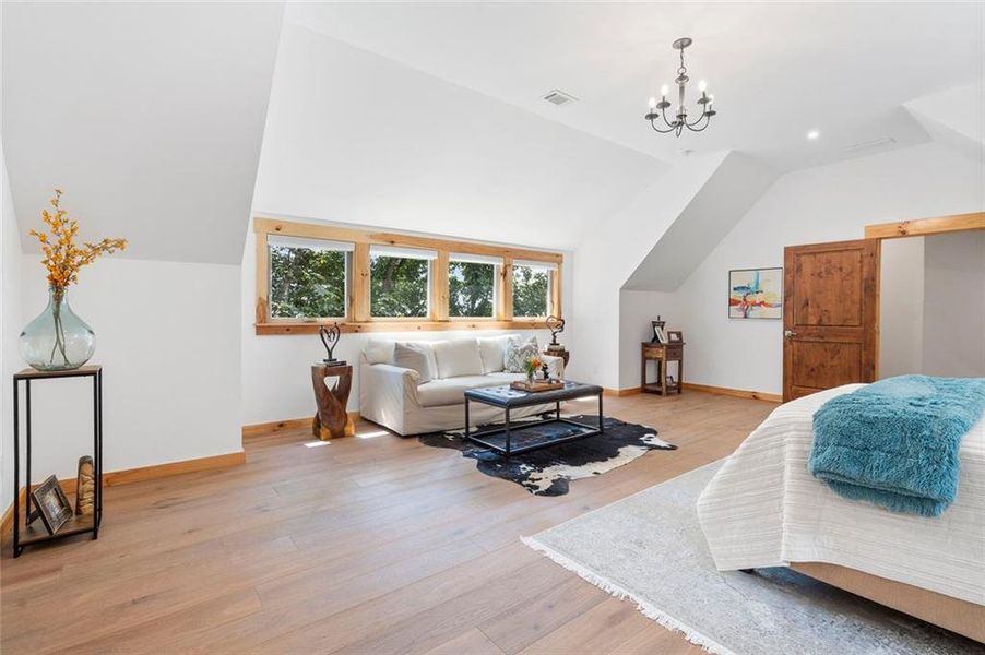 Furnished interior view inside a new home in , Jasper (Image 34).