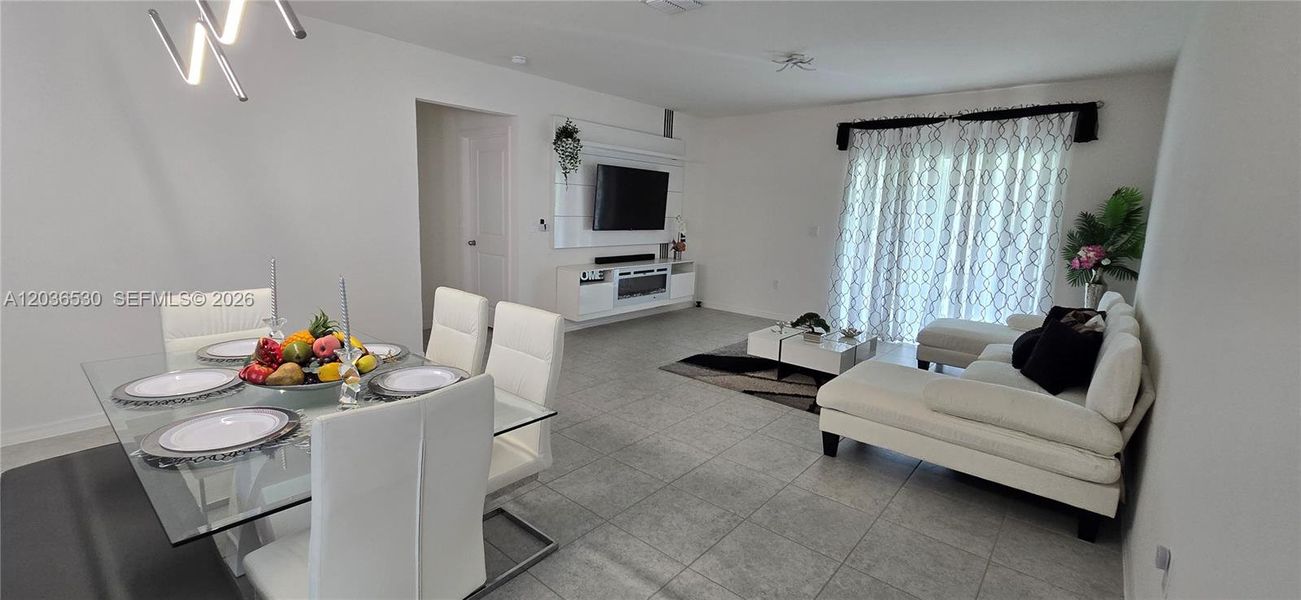 Furnished interior view inside a new home in Hammock Reserve, Haines City (Image 8).