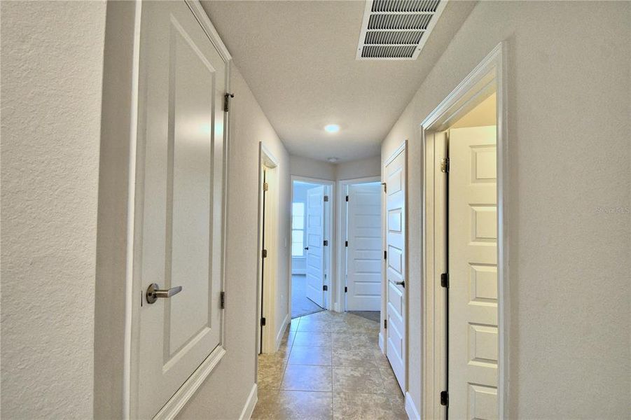 Spacious, unfurnished interior of a new home in Cadence Crossing, Auburndale (Image 63). Spacious, unfurnished interior of a new home in Cadence Crossing, Auburndale (Image 63).