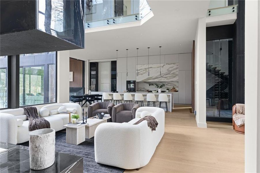 Image 93 of a home in .