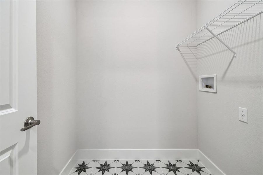 Spacious, unfurnished interior of a new home in Waterset Tradition Series, Apollo Beach (Image 17).