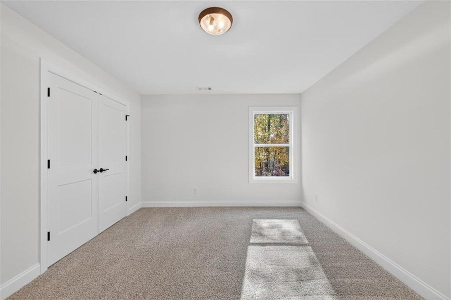 Spacious, unfurnished interior of a new home in , Jefferson (Image 57).