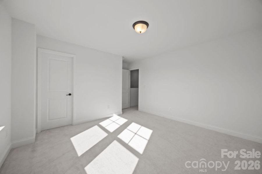 Spacious, unfurnished interior of a new home in Lakeside Glen, York (Image 37). Spacious, unfurnished interior of a new home in Lakeside Glen, York (Image 37).