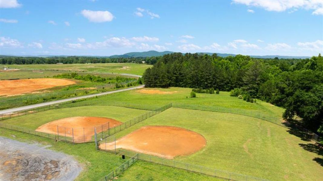 Natural landscape and outdoor views near Northberry in Rome (Image 42).