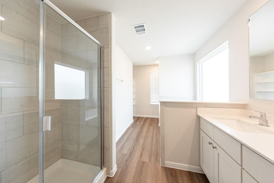 Furnished interior view inside a new home in Bammel Oaks, Houston (Image 11).