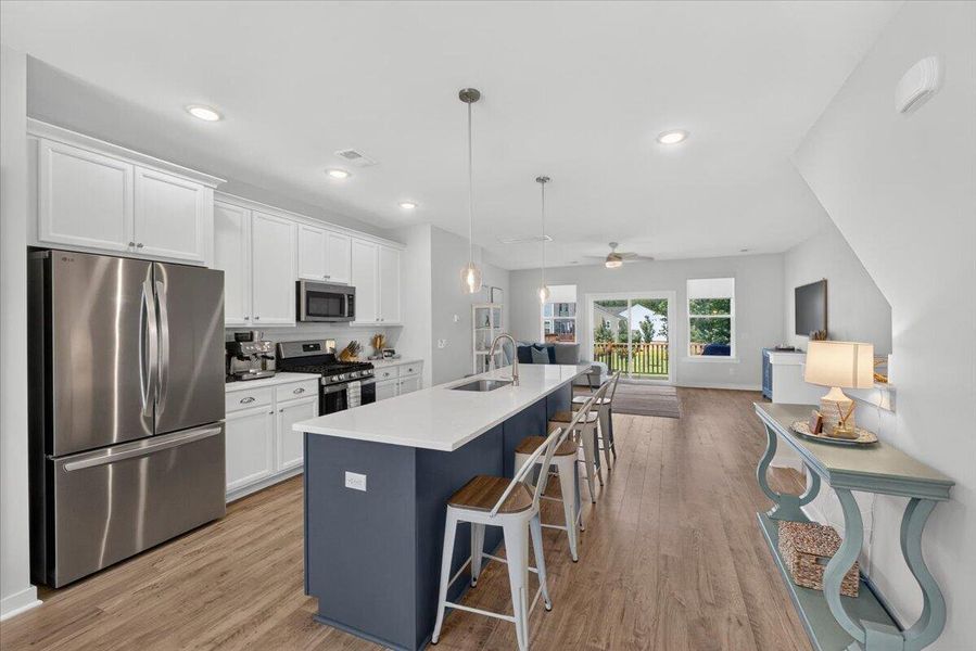 Furnished interior view inside a new home in , Hanahan (Image 16).