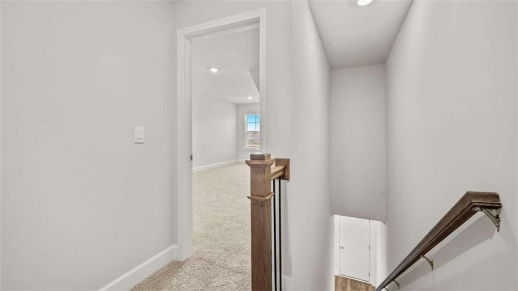 Spacious, unfurnished interior of a new home in Evergreen Crossing, Locust Grove (Image 22).