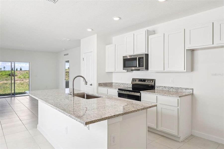 Furnished interior view inside a new home in Hamilton Bluff, Haines City (Image 8).