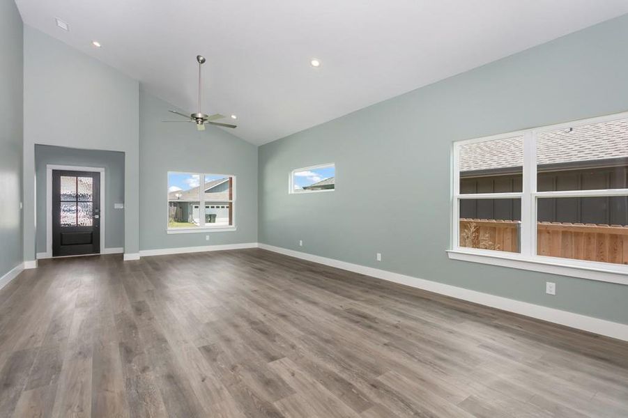 Spacious, unfurnished interior of a new home in , Fredericksburg (Image 16). Spacious, unfurnished interior of a new home in , Fredericksburg (Image 16).