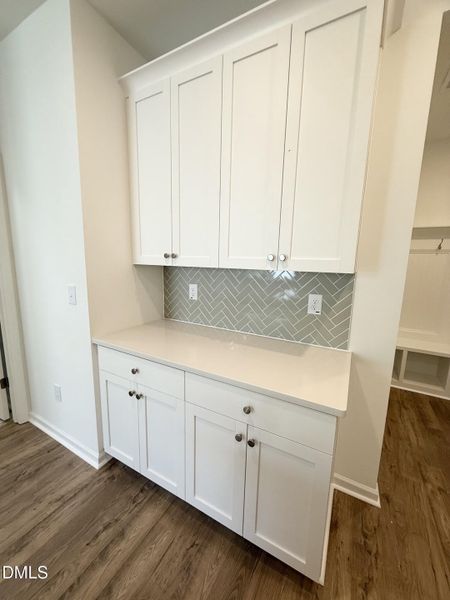 Side cabinets