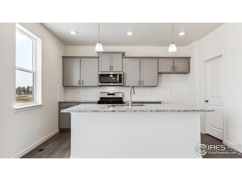 Furnished interior view inside a new home in Vantage, Berthoud (Image 5).