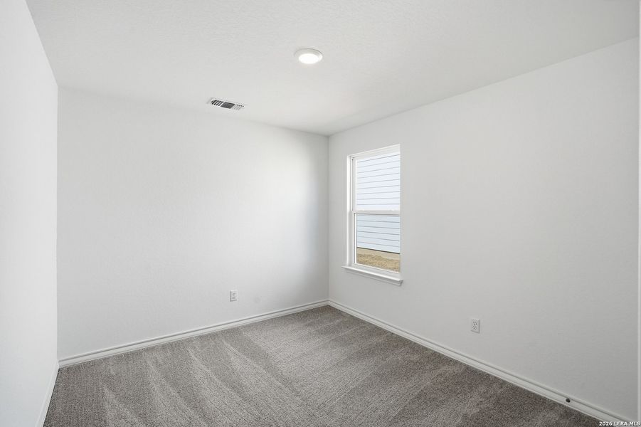 Spacious, unfurnished interior of a new home in Vista Real, Converse (Image 24).