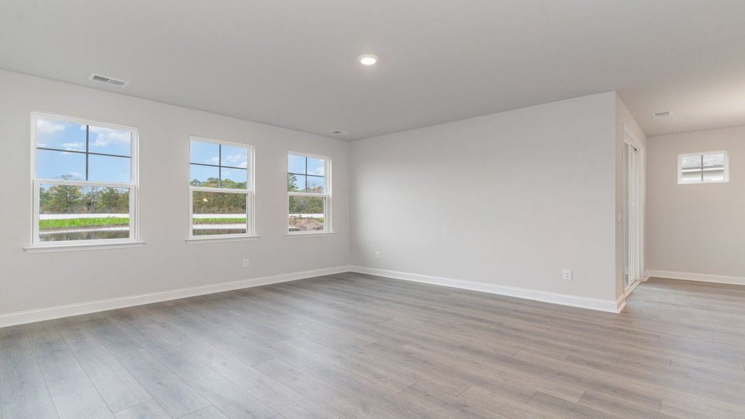 Representative unfurnished interior of a home built from the DARBY by D.R. Horton in Waterbridge, Myrtle Beach (Image 27).