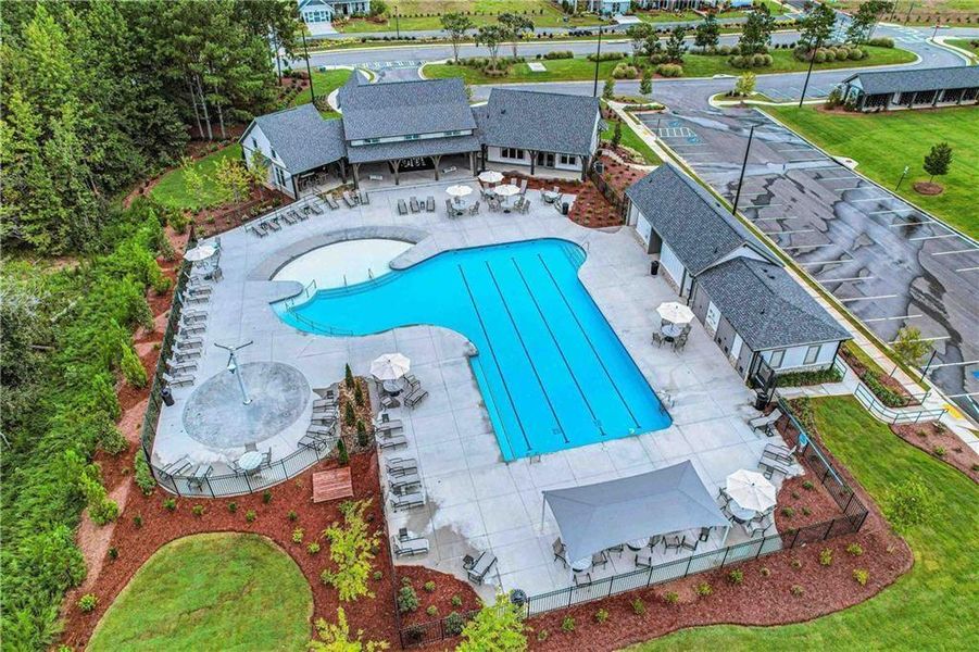 Community amenities in Twin Lakes, Hoschton (Image 41).