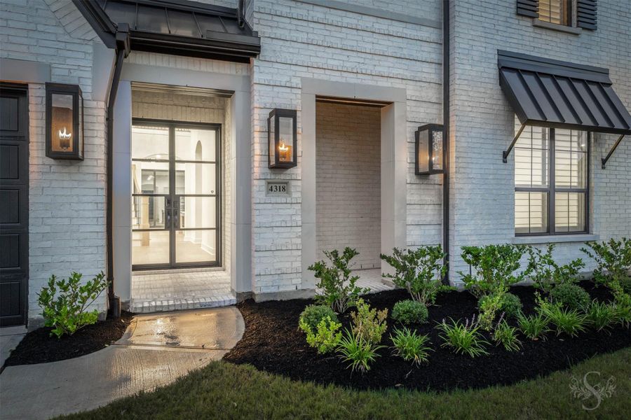 Exterior details and patio area of a home in Fulbrook on Fulshear Creek: 60ft. lots, Fulshear (Image 26). Exterior details and patio area of a home in Fulbrook on Fulshear Creek: 60ft. lots, Fulshear (Image 26).