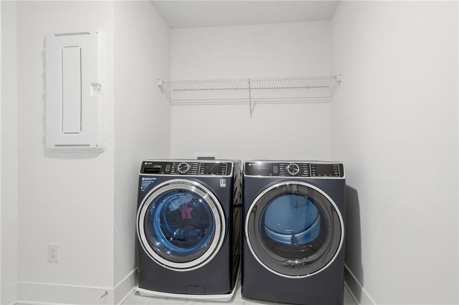 Close-up of interior finishes inside a home in , Dallas (Image 21).