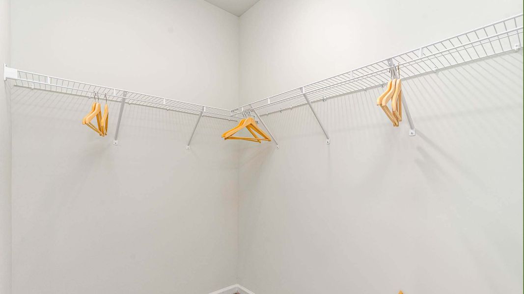 Spacious, unfurnished interior of a new home in The Bluffs at Mill Creek, Florence (Image 19).