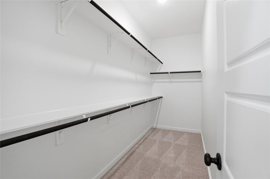 Spacious, unfurnished interior of a new home in Foxtail Palms, Manvel (Image 31).