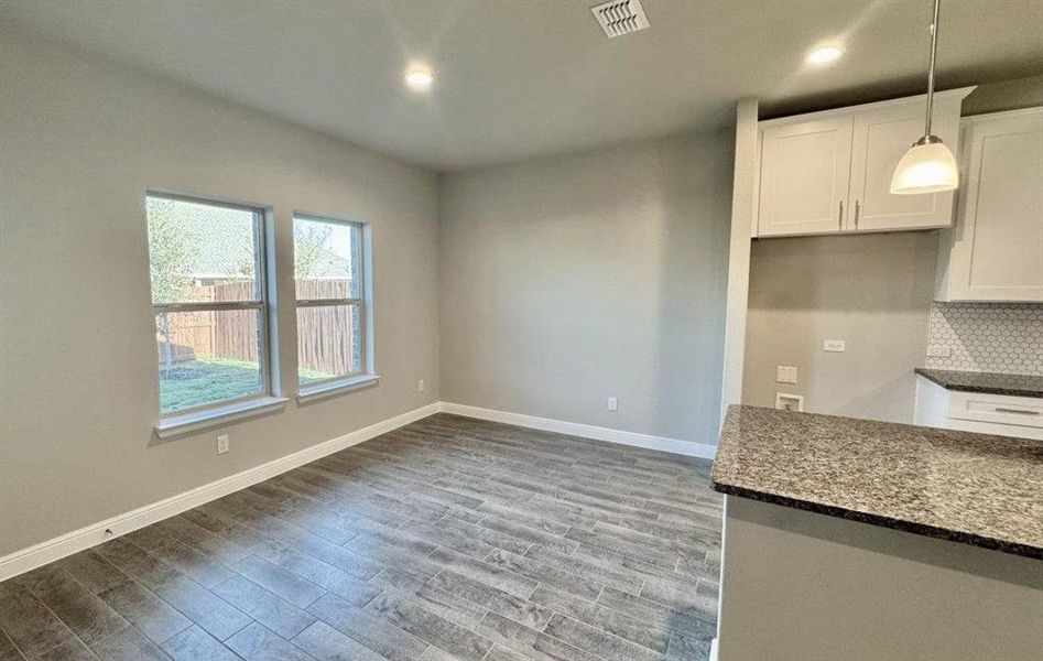 Spacious, unfurnished interior of a new home in Retta Estates, Mansfield (Image 11).