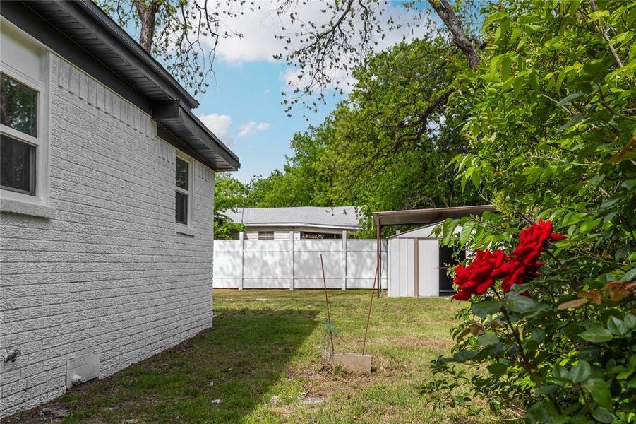 Exterior details and patio area of a home in , Coleman (Image 17).