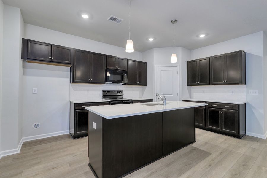 Furnished interior view inside a new home in Hainer Place, Conway (Image 7).