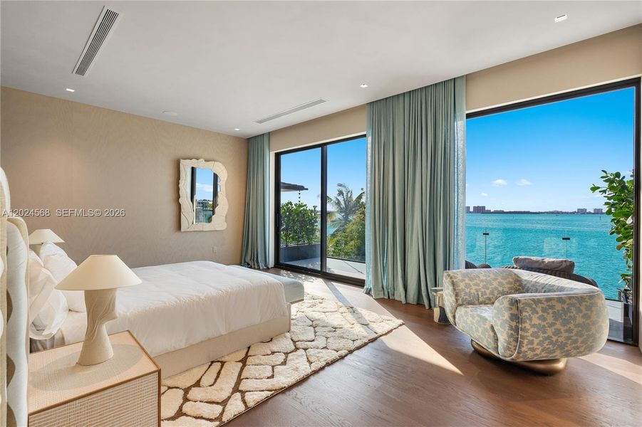 Furnished interior view inside a new home in , Miami Beach (Image 6).