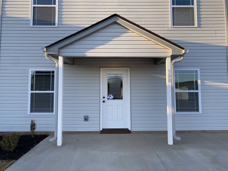 Exterior details and patio area of a home in Gentry Place, Spartanburg (Image 4).