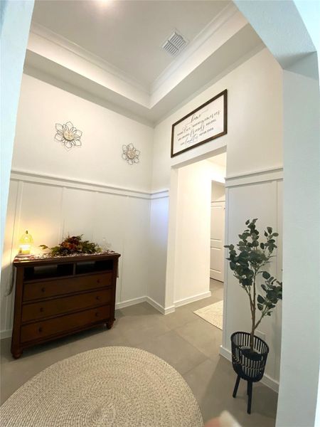 Furnished interior view inside a new home in Centennial Oaks, Santa Fe (Image 11).