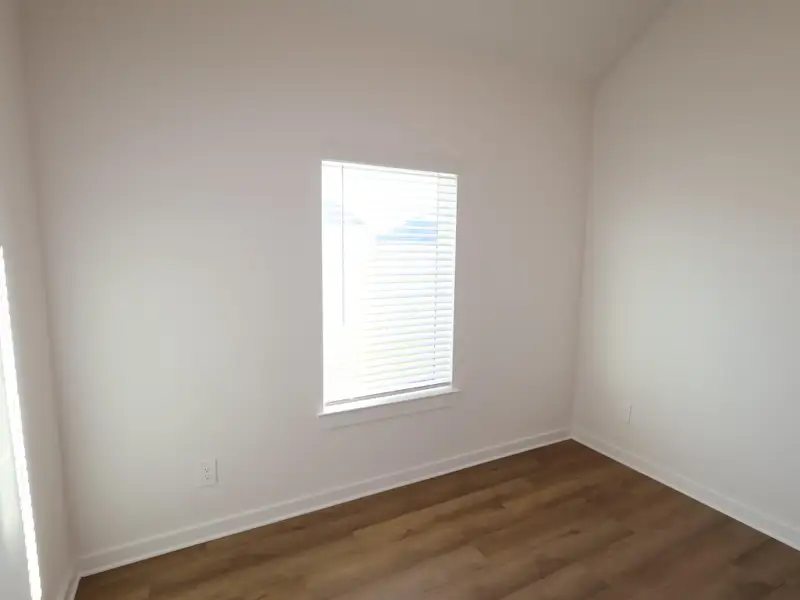 Spacious, unfurnished interior of a new home in Sorella, Tomball (Image 8). Spacious, unfurnished interior of a new home in Sorella, Tomball (Image 8).