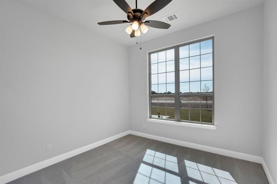 Spacious, unfurnished interior of a new home in Levante, Waxahachie (Image 17). Spacious, unfurnished interior of a new home in Levante, Waxahachie (Image 17).