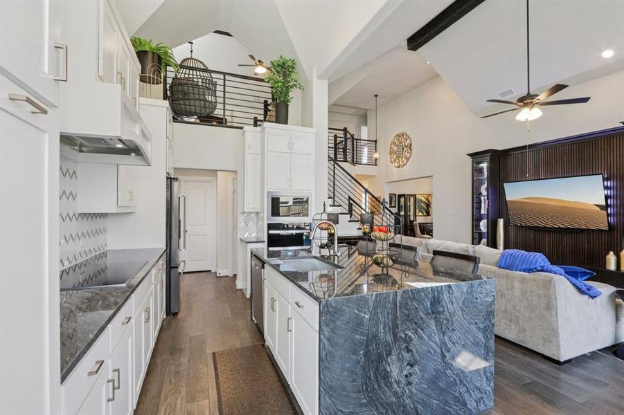 Furnished interior view inside a new home in , Northlake (Image 17).