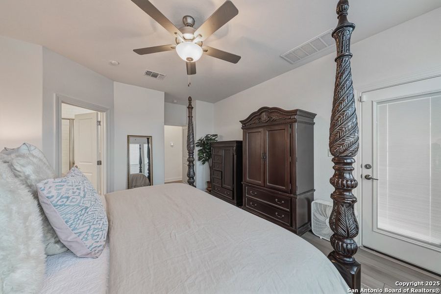 Furnished interior view inside a new home in La Cima, San Marcos (Image 16). Furnished interior view inside a new home in La Cima, San Marcos (Image 16).