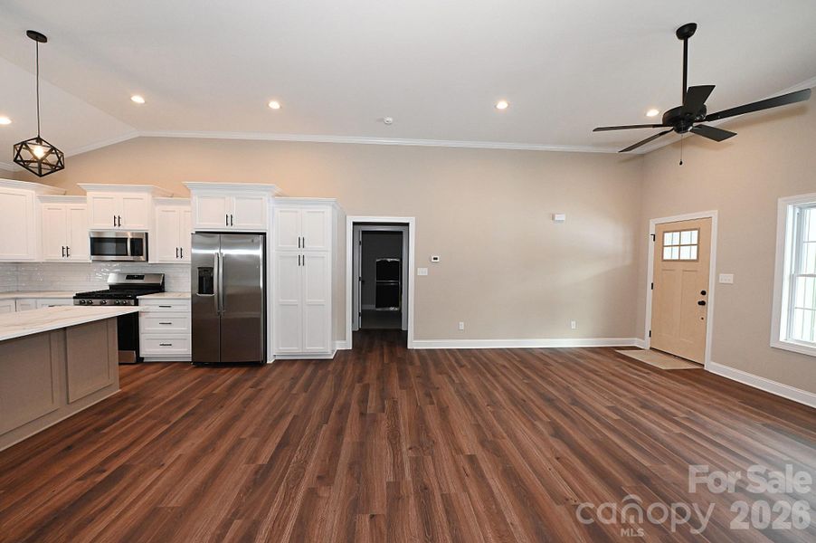 Spacious, unfurnished interior of a new home in , Hickory (Image 32).