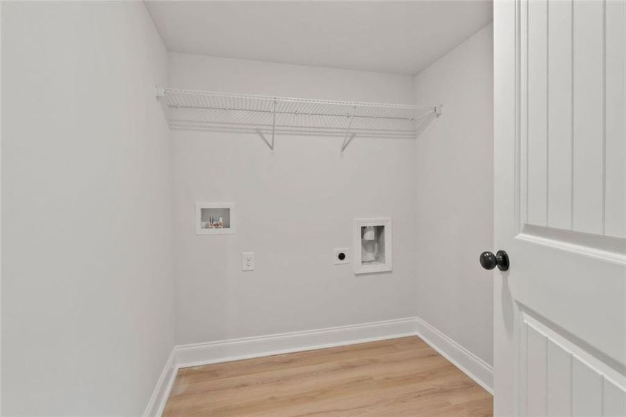 Spacious, unfurnished interior of a new home in , Alto (Image 30).
