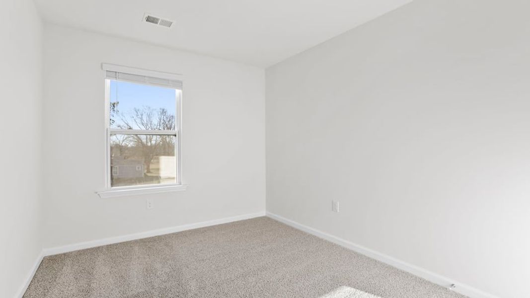 Spacious, unfurnished interior of a new home in Baxter Village, Boiling Springs (Image 26).