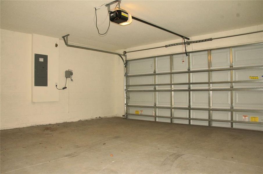 Spacious, unfurnished interior of a new home in Deer Path, Ocala (Image 18). Spacious, unfurnished interior of a new home in Deer Path, Ocala (Image 18).