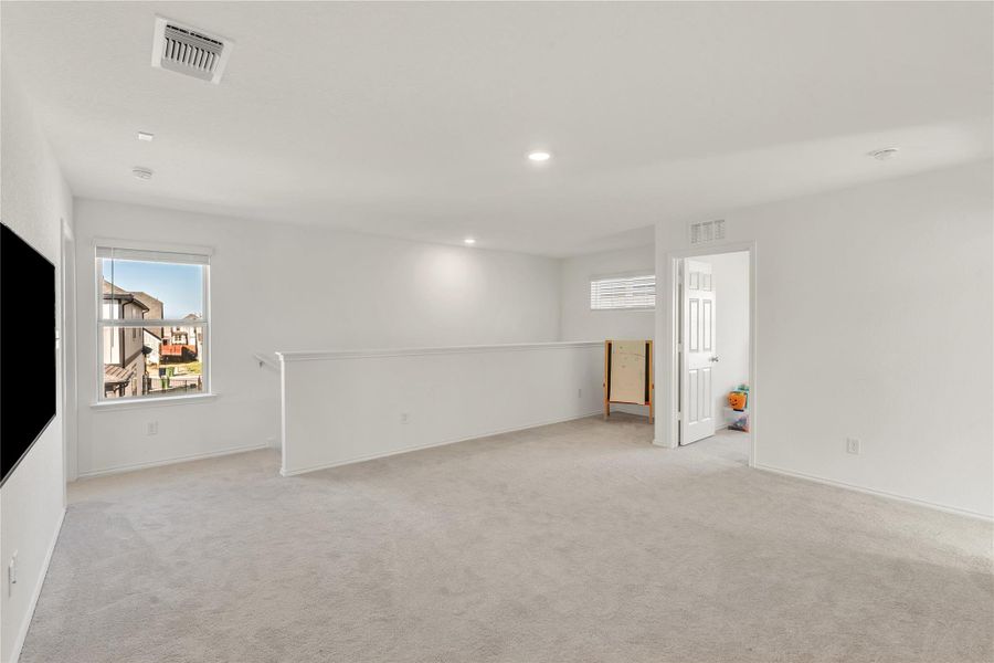 Spacious, unfurnished interior of a new home in , Liberty Hill (Image 20).