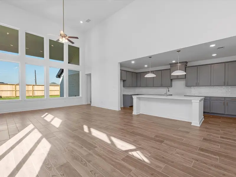 Representative image. Features, specifications, selections and colors may vary.