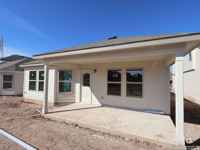 Exterior details and patio area of a home in Agave, San Antonio (Image 3).