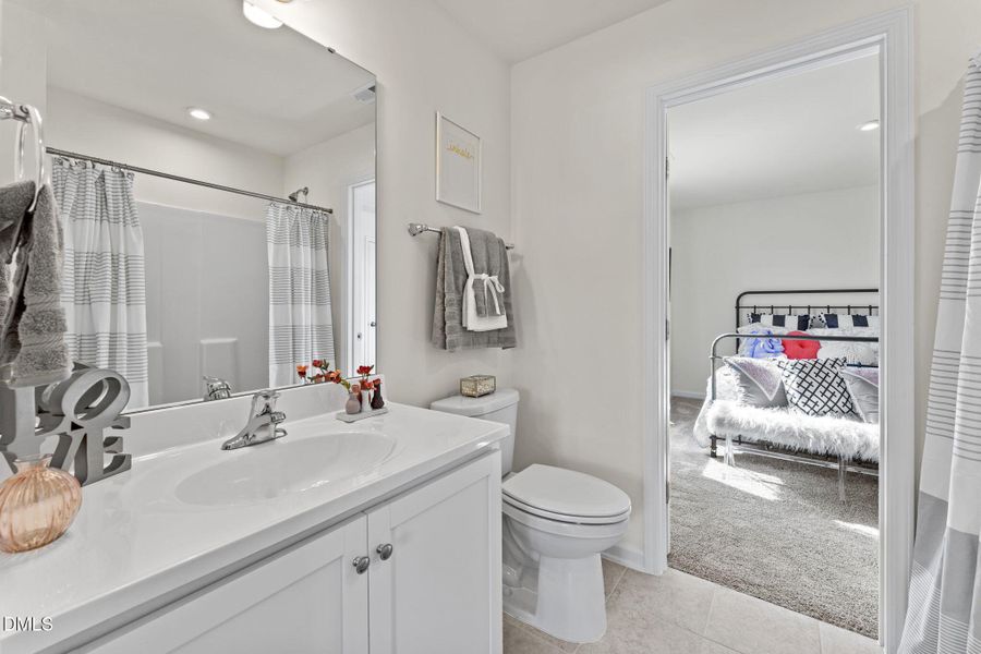 26-Bath HHHunt Homes