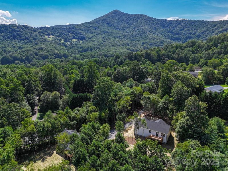 Image 38 of a home in .