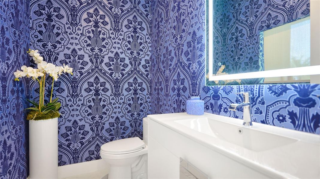 Furnished interior view inside a new home in , Fort Lauderdale (Image 26).